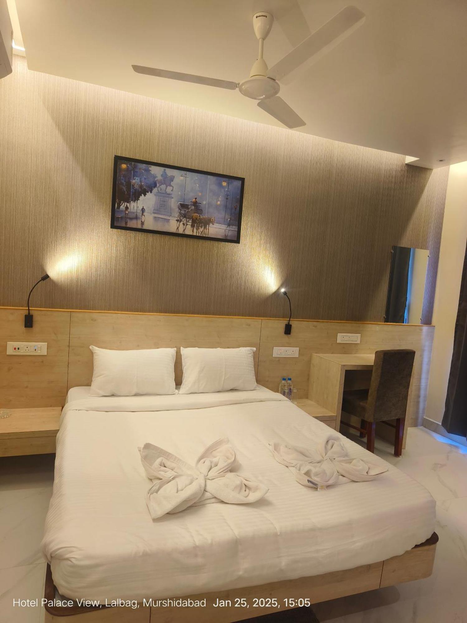 Hotel Palace View Murshidabad Экстерьер фото