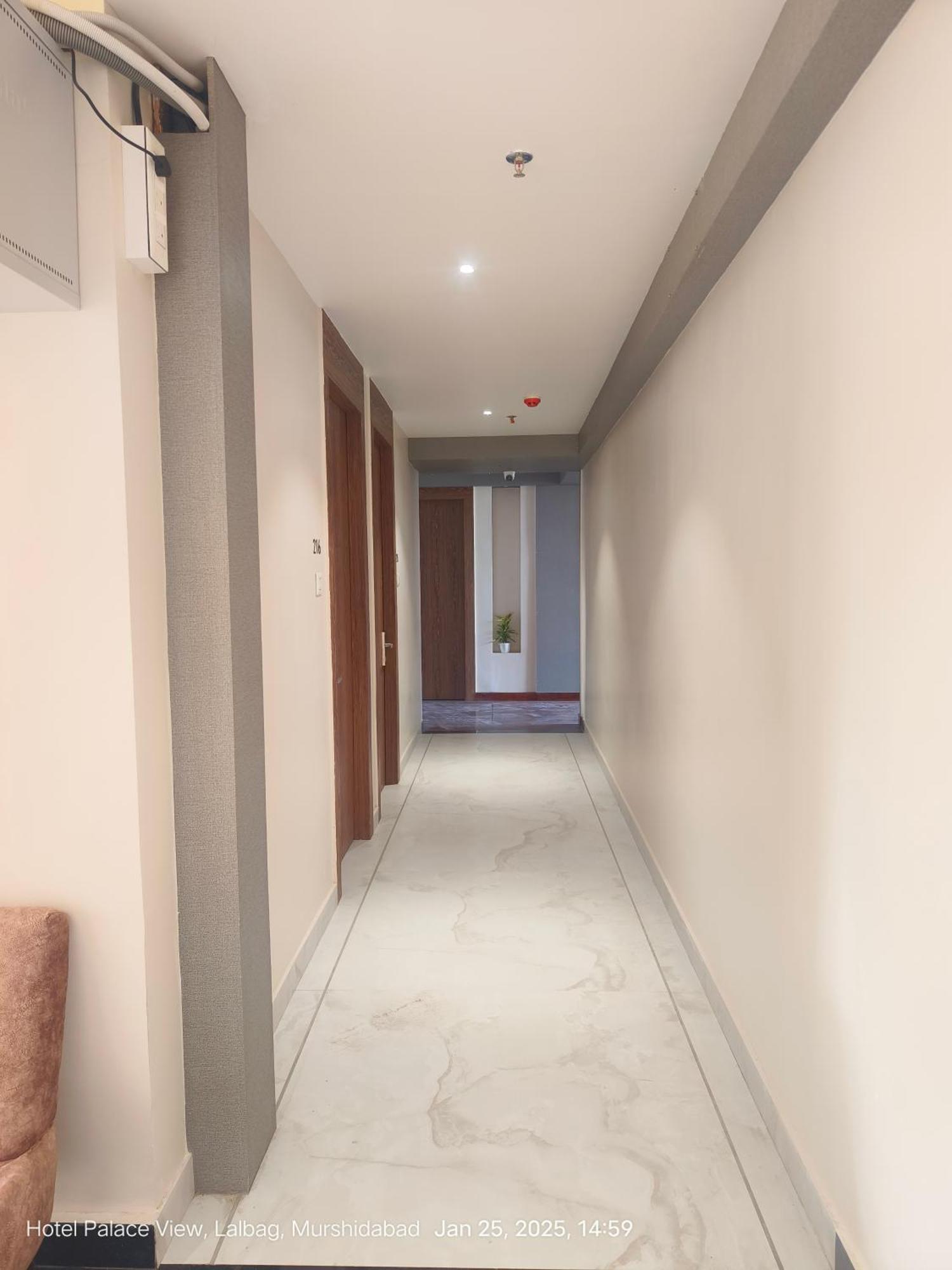 Hotel Palace View Murshidabad Экстерьер фото