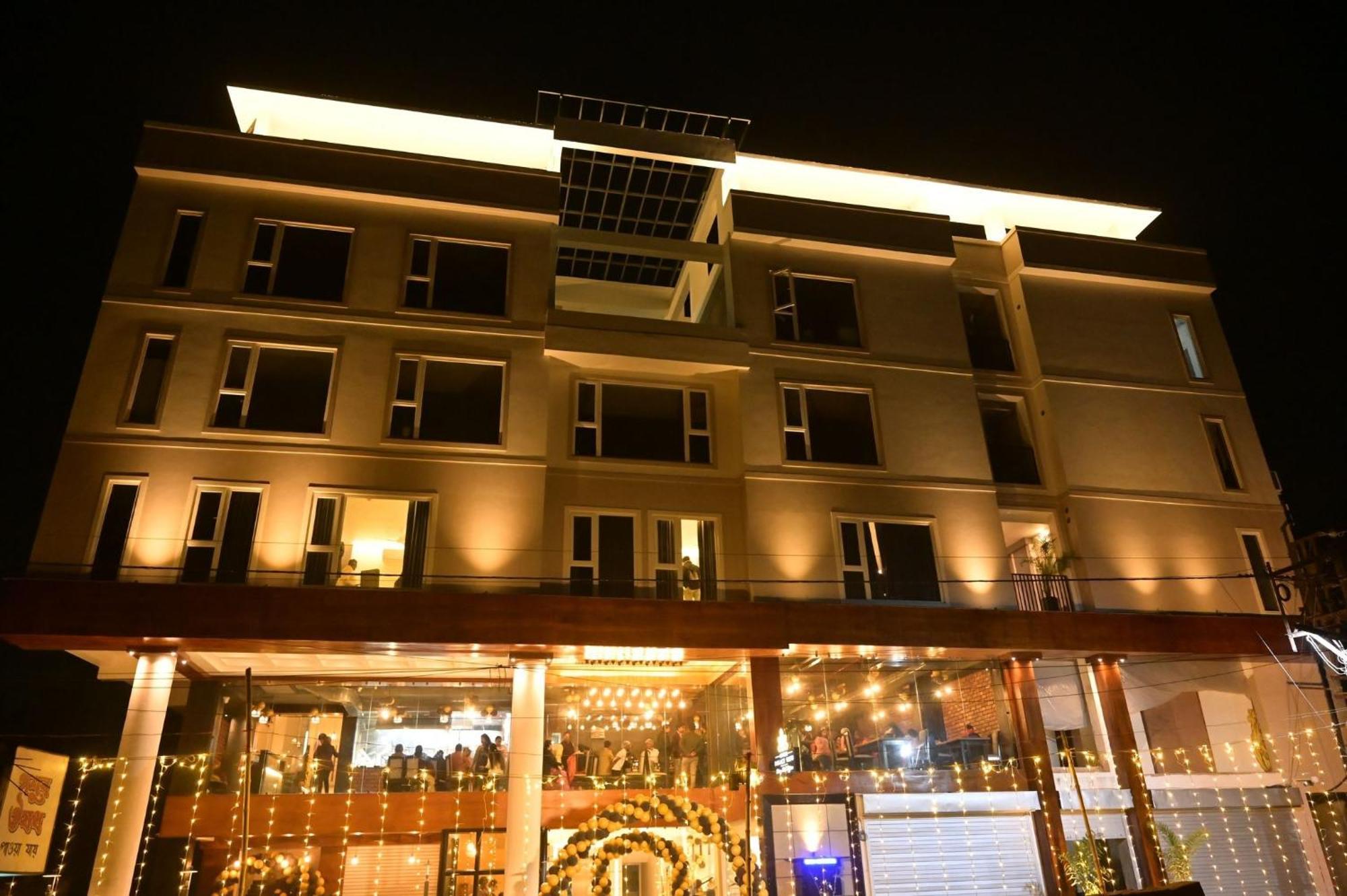 Hotel Palace View Murshidabad Экстерьер фото